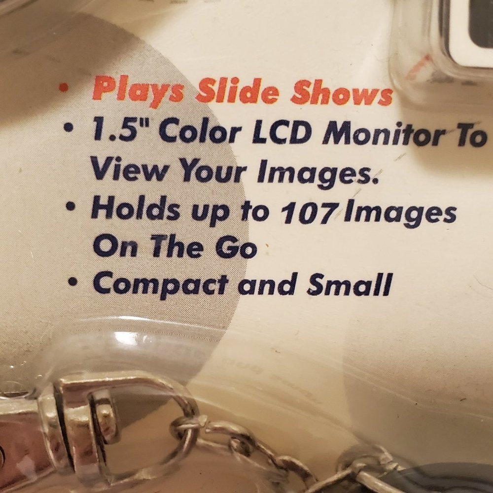 Digital Photo Keychain - Picture 3 of 4